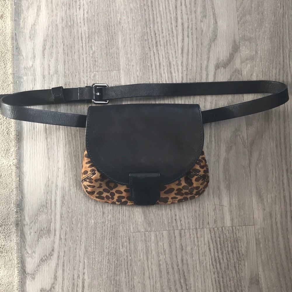 Cutie Melrose Place Leopard 🐆🐆 Fanny Pack